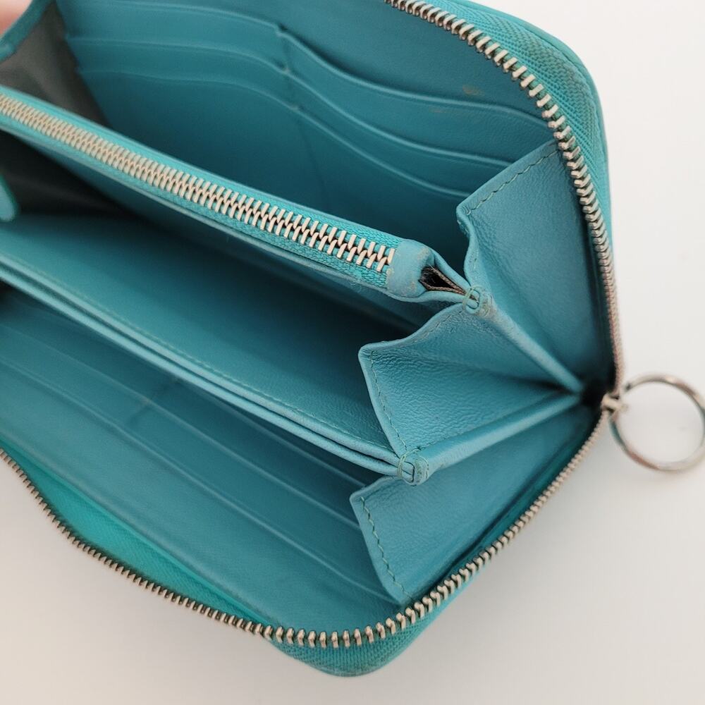 Tiffany & Co. Iconic Blue Leather Zip Around Wallet Clutch Organizer Authentic - Picture 6 of 14